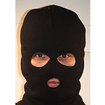 Chypre : démonstration de la dictature financière et européenne Cagoule pour braquage : même pas besoin !