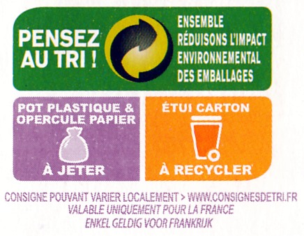 L'étui carton est recyclable (32 g), mais pas les pots en plastique ni les opercules papier (80 g) Mention "Pensez au tri" sur le carton des Panier de Yoplait alors que les pots ne sont pas recyclables