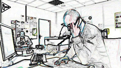 Comment humilier et donner des leçons à quelqu'un probablement au fond du trou... Contrôleur au téléphone, petit chef au fond
