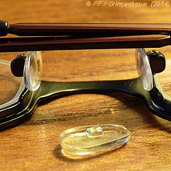 Lunettes e-Forty Alain Afflelou modèle 47023 avec une plaquette cassée