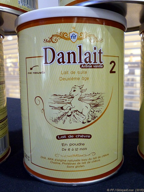 Boîte Danlait 2 (FIT), arôme vanille, lait de suite Deuxième âge, lait de chèvre en poudre