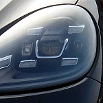 Sous les ors de Cayenne Phare Porsche Cayenne