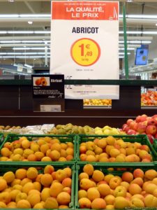 Abricots chez Super U