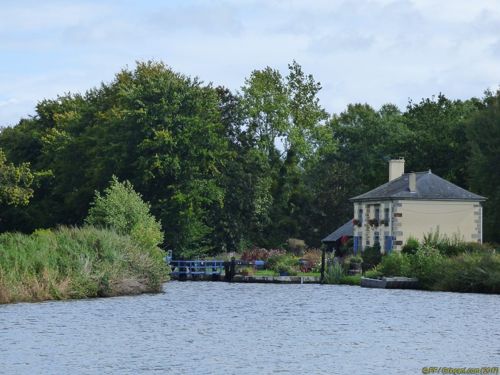 Une écluse, tranquille ou fainéante ?