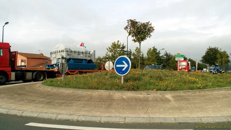 Convoi exceptionnel - Cuve de Macronium ?