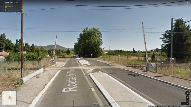 Passage à niveau "Los Palaus" à Millas, capture google Maps-Street View du 16/12/2017-11h30, vue/photo de Juillet 2012.
