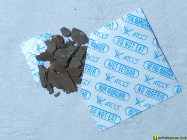 Un sachet "absorbeur d'humidité"