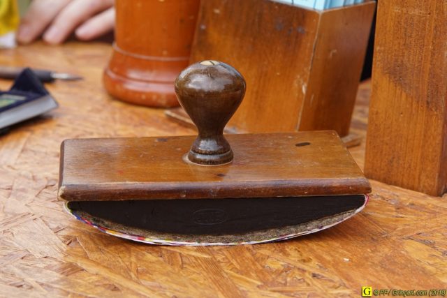 Tampon-buvard à bascule