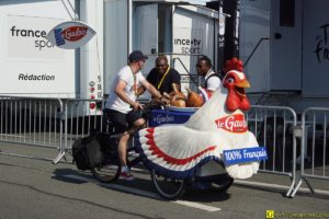 Triporteur “Poulet Le Gaulois” – 1/3