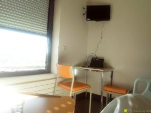 TV débranchée au profit de l'ordinateur