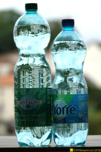 Grande bouteille PET Cristaline (1,5L) vs St-Yorre (1,15L)