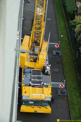 Grue tour déployée Porteur mobile