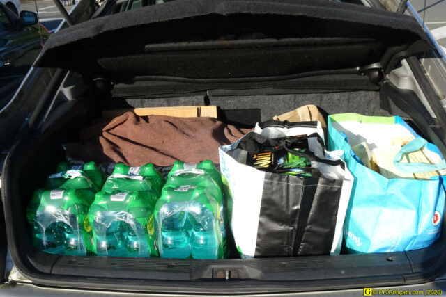 Coffre de Xantia avec mes courses