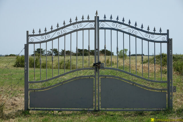 Un portail au milieu de nulle part