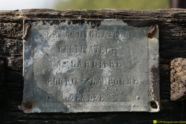 Plaque d'identification