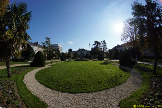 Préfecture & Parc LRSY