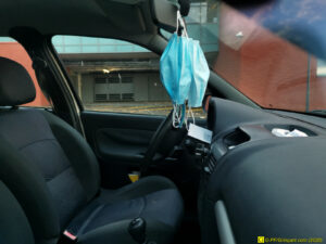 Masque sur rétroviseur intérieur — 2