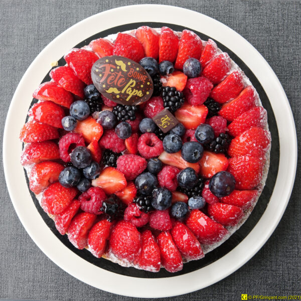 La tarte "Amandine aux fruits rouges" à 15 euros