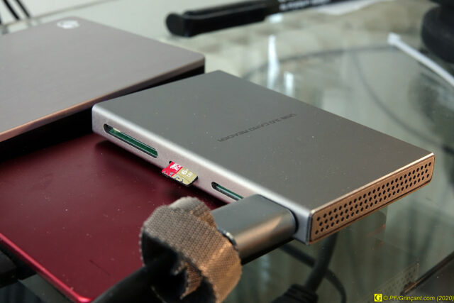 Une carte Micro SD peut entrer en biais dans ce lecteur !
