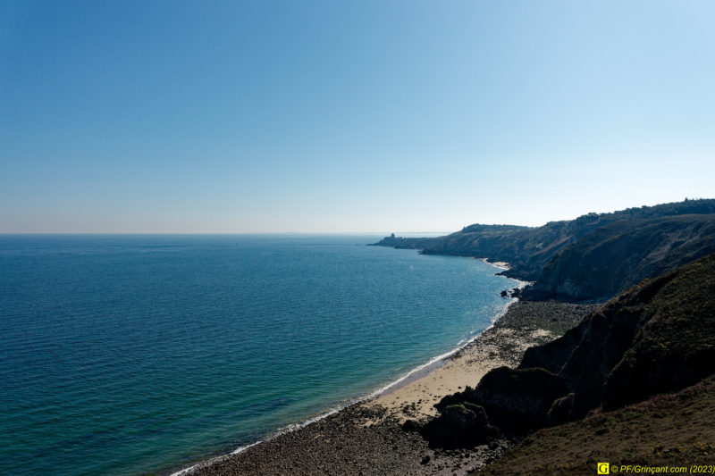 2 – GR34 ou « Chemin des Douaniers », on s'éloigne du Fort La Latte