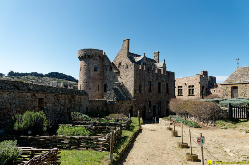 15 – À l'intérieur du fort La Latte/château de La Roche Goyon