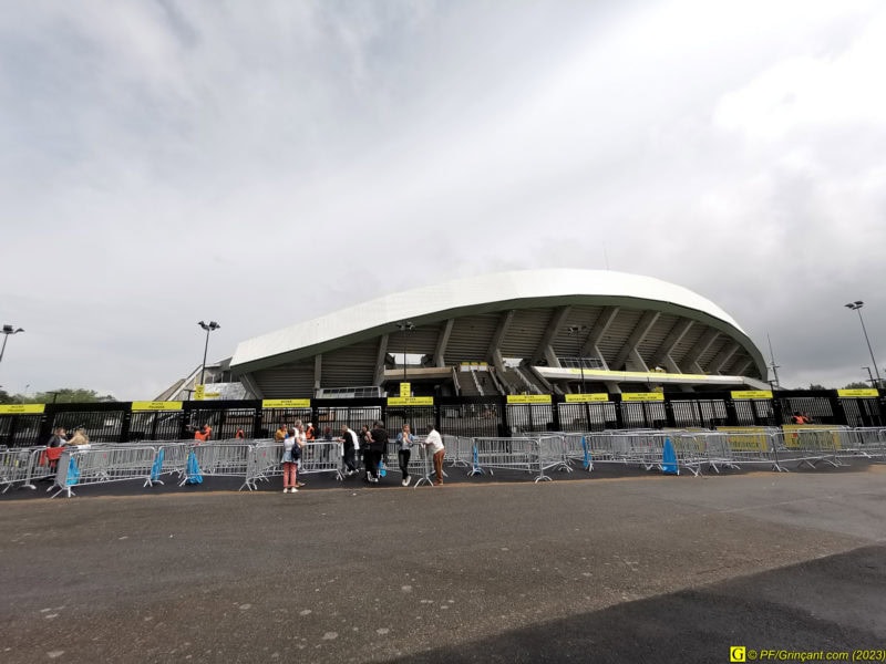 « Nevermore 2023 », Mylène Farmer au stade de La Beaujoire (Nantes), j’y étais !