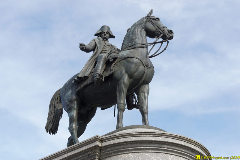 La statue équestre de Napoléon La statue équestre de Napoléon