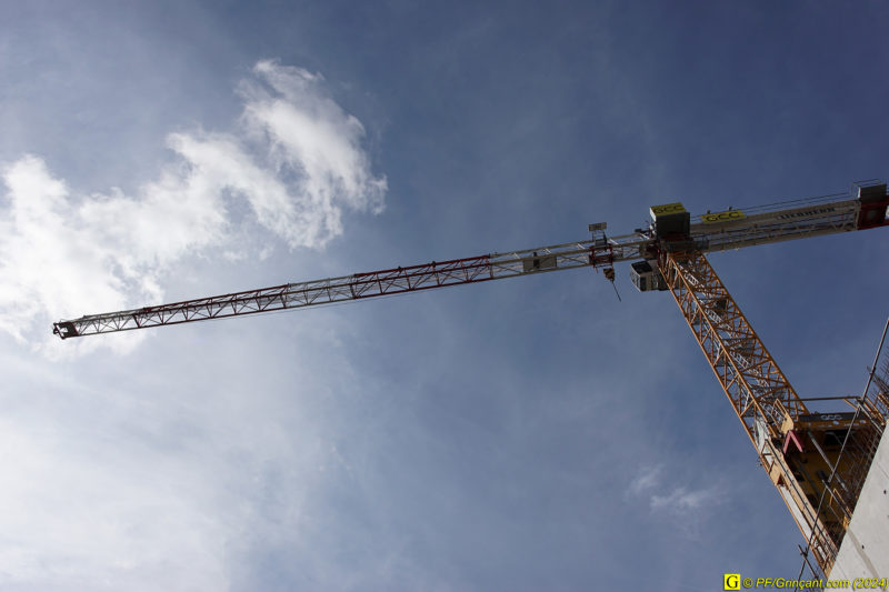 Grue chantier Hôte de Ville et d'Agglomération Grue chantier Hôte de Ville et d'Agglomération