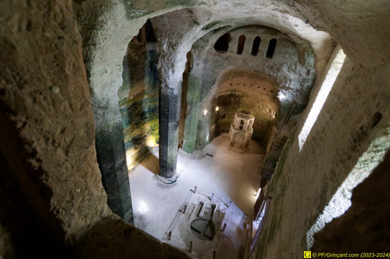 Aubeterre-sur-Dronne — L'église monolithe Saint-Jean