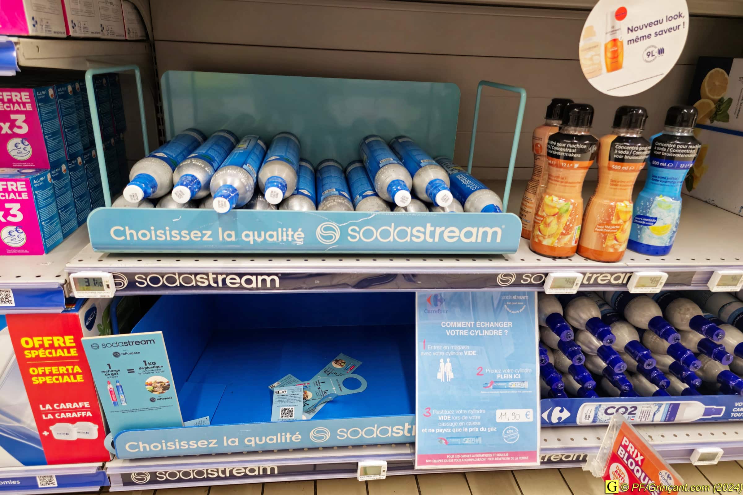 Hypermarché Carrefour : pas de recharges "roses" Sodastream, que des "bleues"