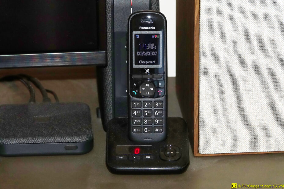 DECT Panasonic sur sa base